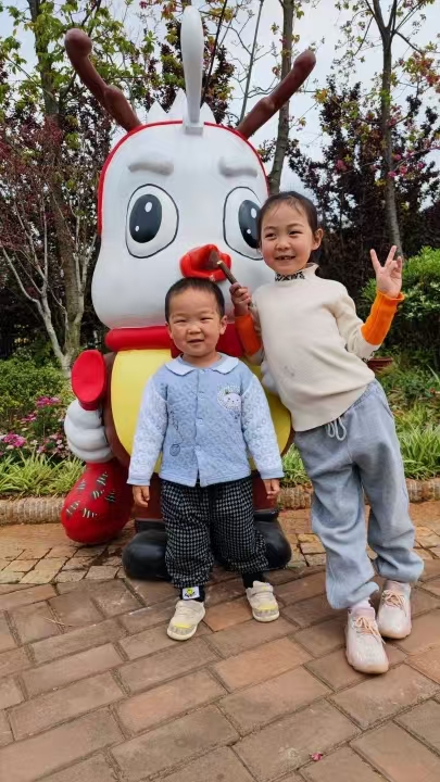 很小时候的我们